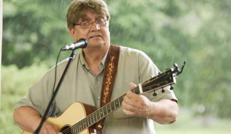 Gaëtan Leclerc chante à Hannut